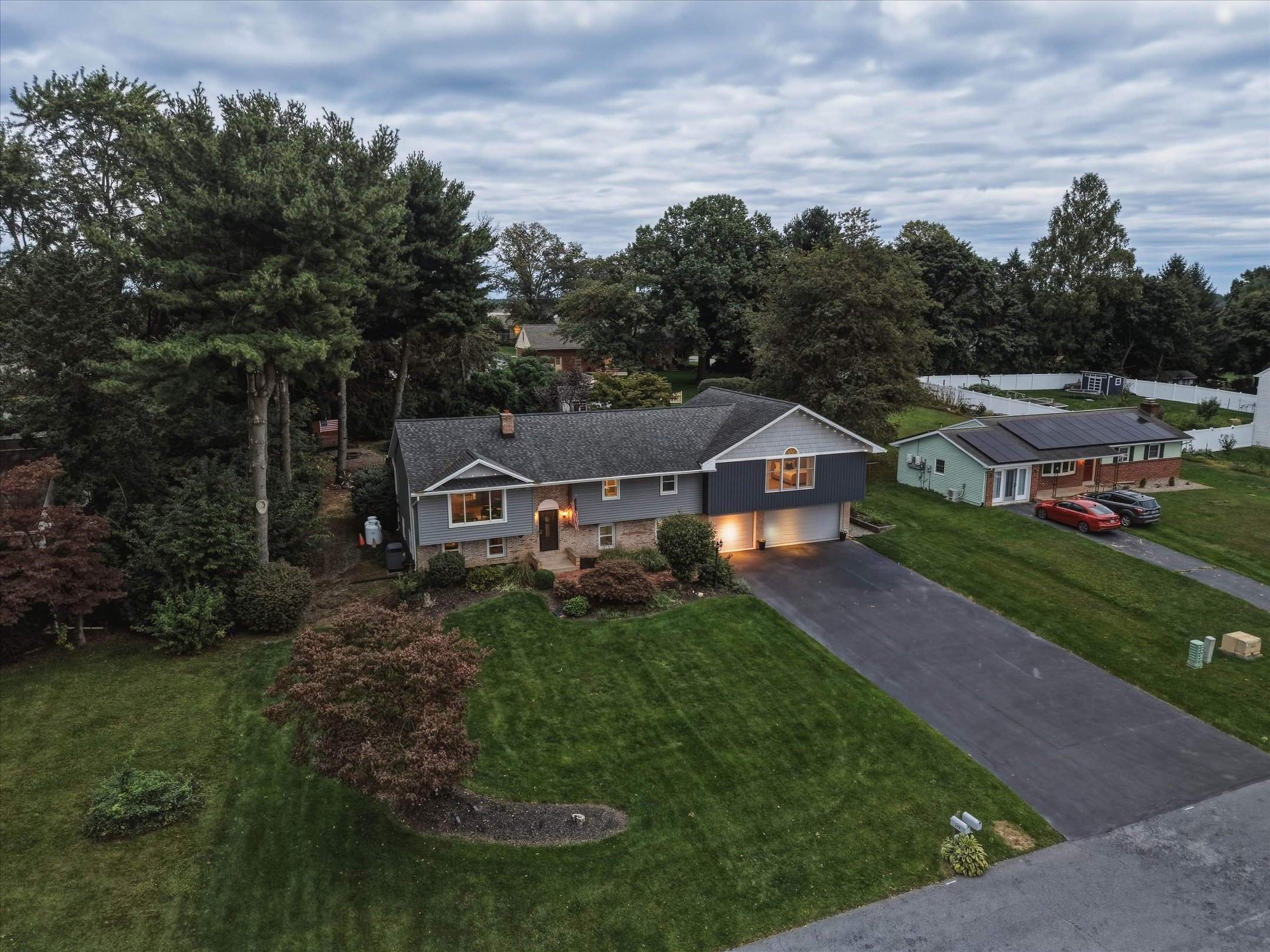  207 Weaver Dr, Lititz, PA 17543 - 物件實景