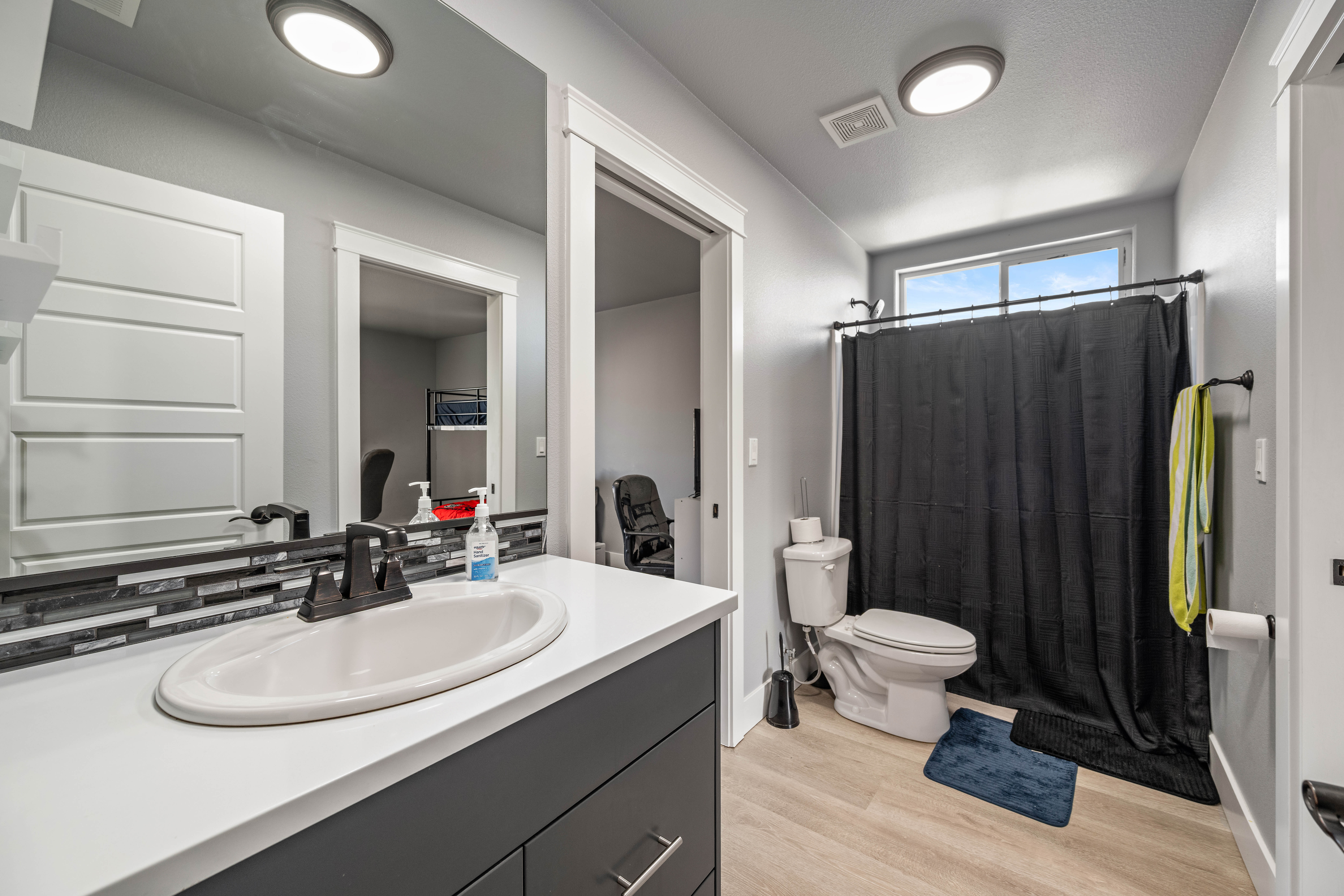  Coveted Willowbrook Cul-de-Sac, 5 Bed Custom Home - 物件實景