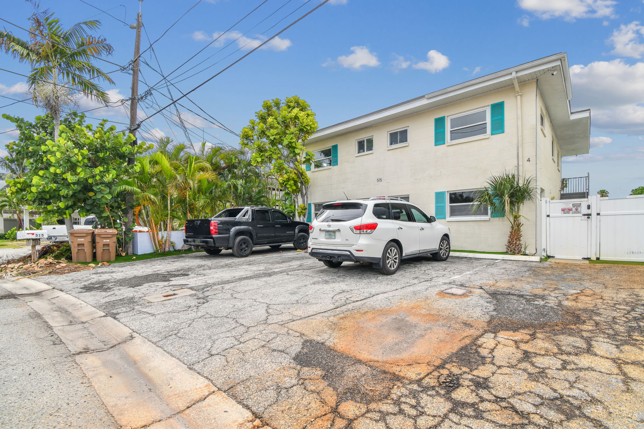 515 129th Ave E, Madeira Beach, Florida, 33708, United States, 4 Bedrooms Bedrooms, ,4 BathroomsBathrooms,Residential,For Sale,515 129th Ave E,1413375
