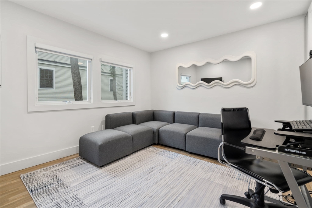 Brookline, Massachusetts, 02446, United States, 3 Bedrooms Bedrooms, ,2 BathroomsBathrooms,Residential,For Sale,1891441
