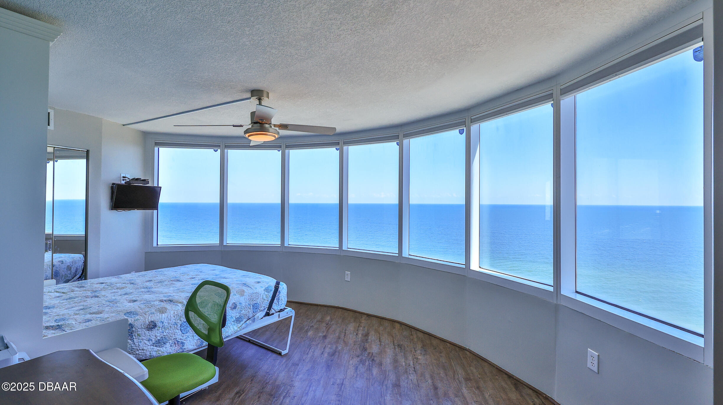 Daytona Beach Shores, Florida, 32118, United States, 2 Bedrooms Bedrooms, ,2 BathroomsBathrooms,Residential,For Sale,1993266