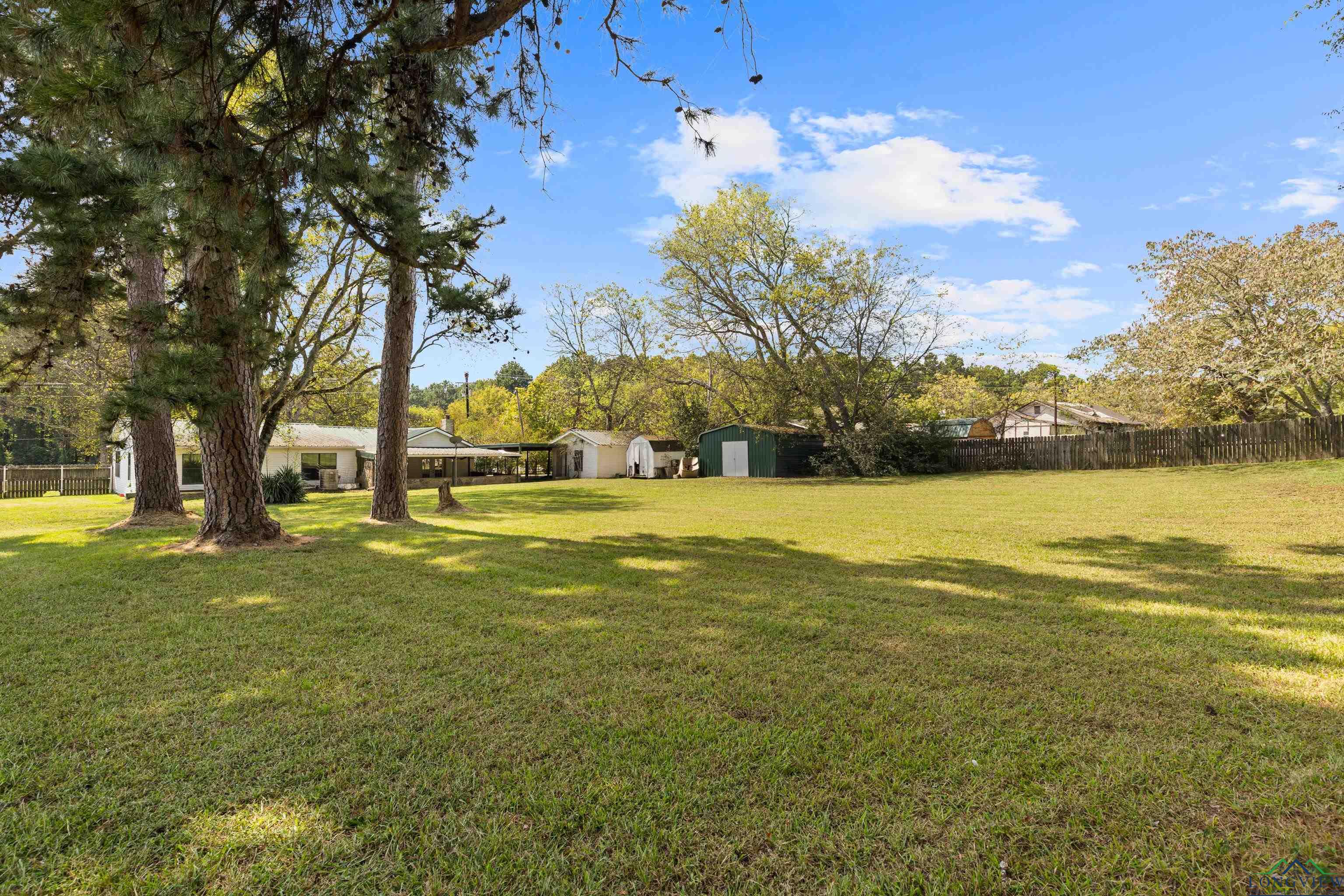 Tatum, Texas, 75691, United States, 3 Bedrooms Bedrooms, ,2 BathroomsBathrooms,Residential,For Sale,1933194