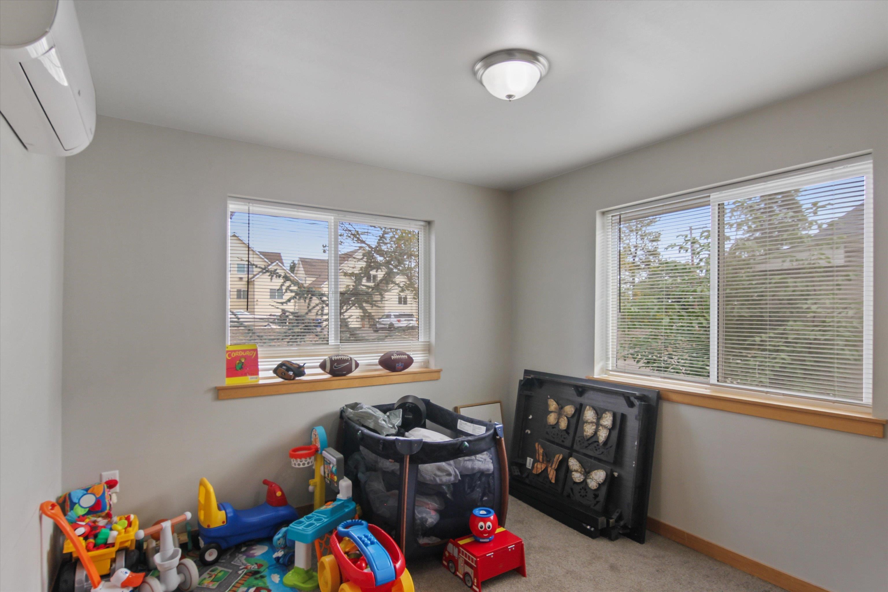 Spokane, Washington, 99202, United States, ,Residential,For Sale,1979604