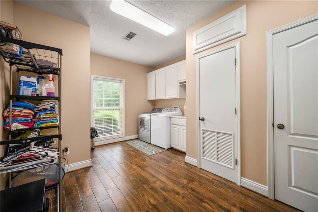 Jena, Louisiana, 71342, United States, 3 Bedrooms Bedrooms, ,3 BathroomsBathrooms,Residential,For Sale,2049158