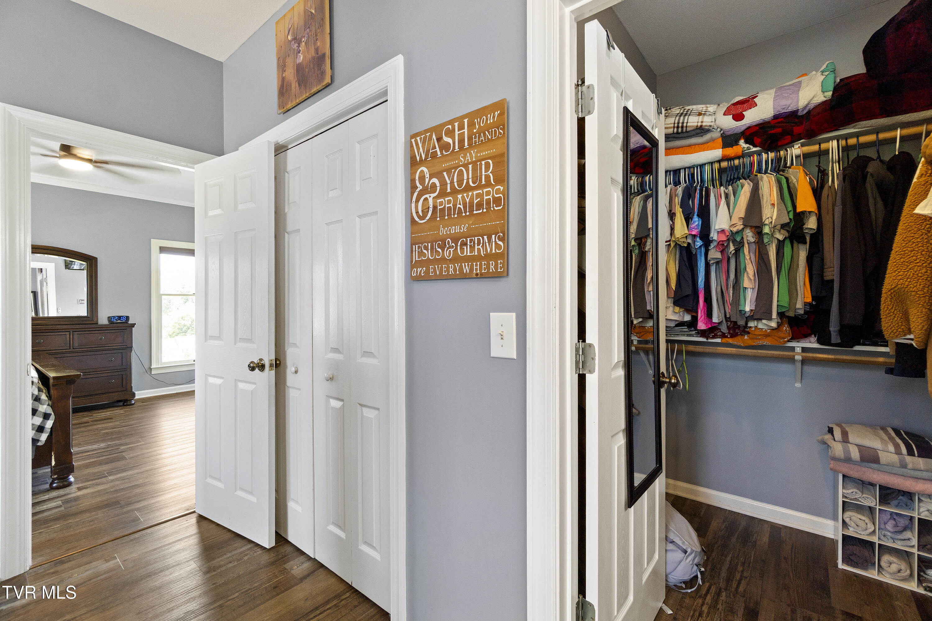 Greeneville, Tennessee, 37743, United States, 4 Bedrooms Bedrooms, ,3 BathroomsBathrooms,Residential,For Sale,1997780