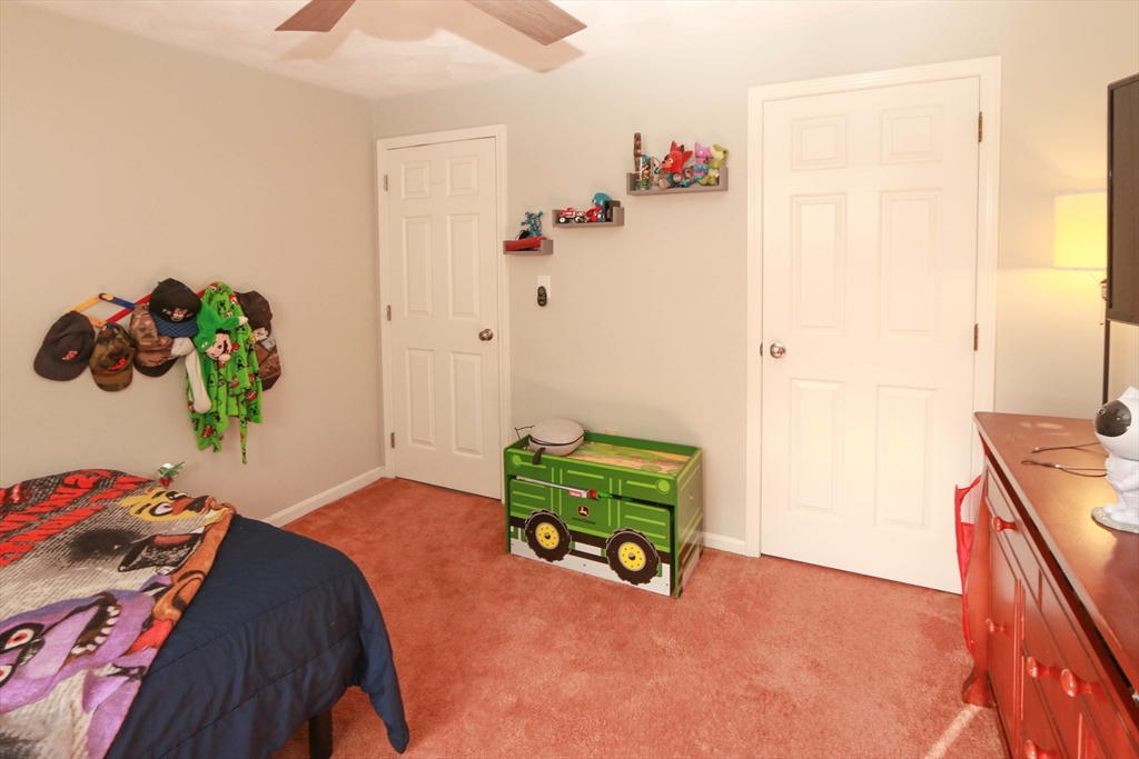 Merrimac, Massachusetts, 01860, United States, 3 Bedrooms Bedrooms, ,3 BathroomsBathrooms,Residential,For Sale,1976676