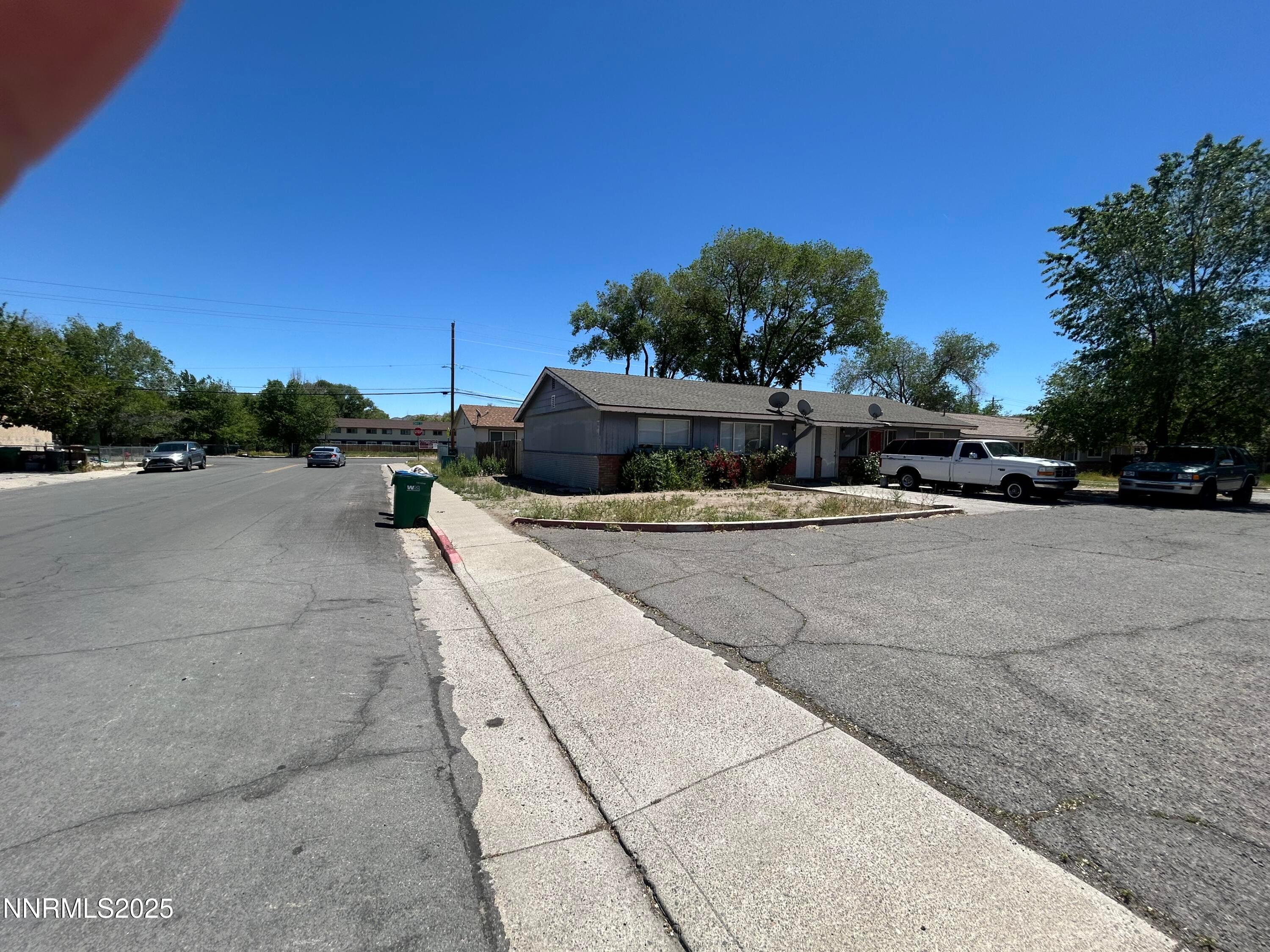 Reno, Nevada, 89502, United States, ,Residential,For Sale,1828080