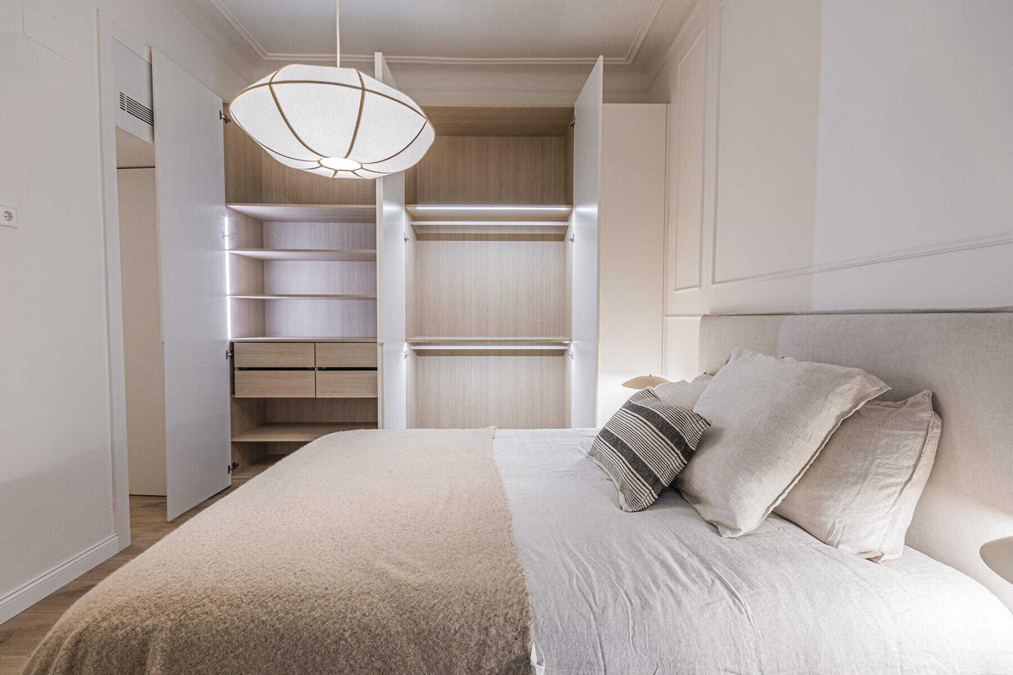  Spacious corner apartment with lots of light in Dreta de lEixample - 物件實景