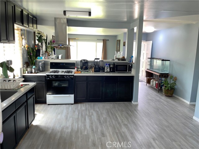 Riverside, California, 92503, United States, 4 Bedrooms Bedrooms, ,2 BathroomsBathrooms,Residential,For Sale,1928709