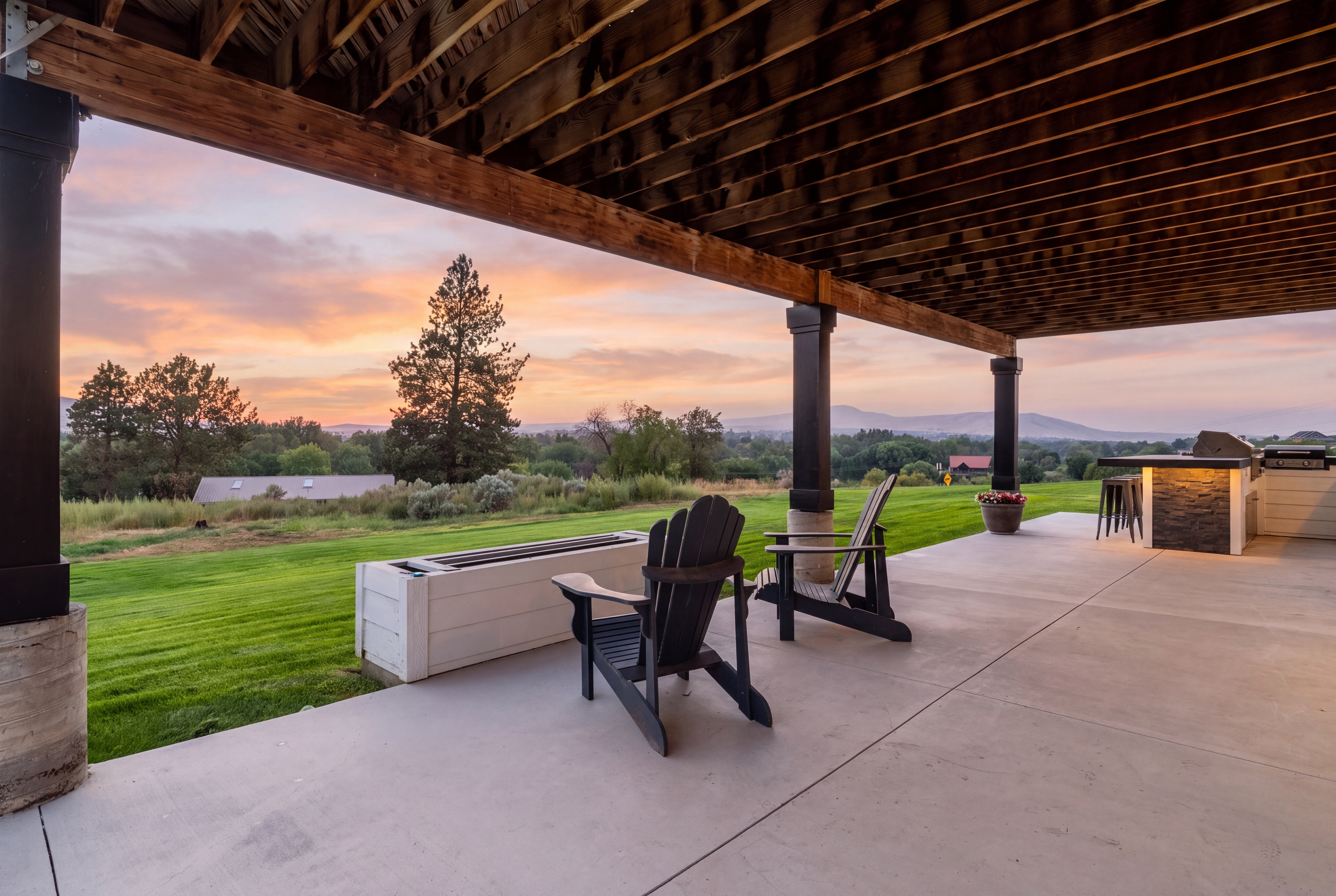  Country Living. Sunset Views. Close to Everything. - 物件實景