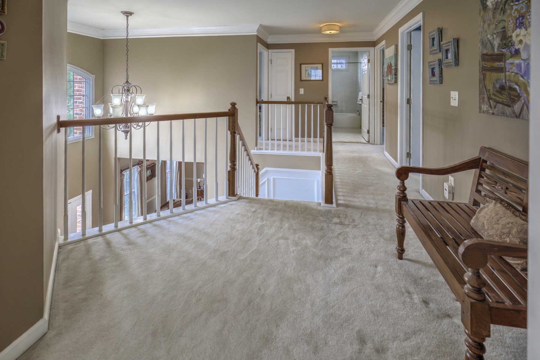  Thoughtfully Designed Living Space Balances Luxury and Everyday Functionality - 物件實景