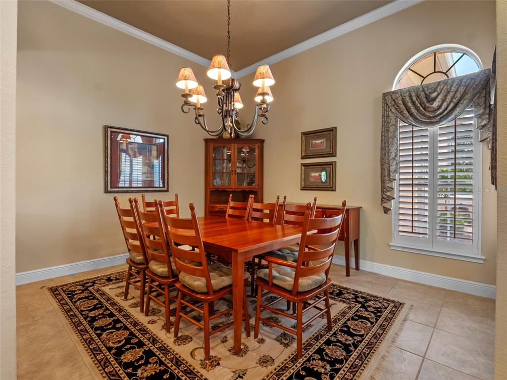 Orlando, Florida, 32836, United States, 4 Bedrooms Bedrooms, ,4 BathroomsBathrooms,Residential,For Sale,1901354