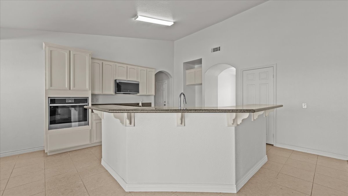 Phelan, California, 92371, United States, 4 Bedrooms Bedrooms, ,3 BathroomsBathrooms,Residential,For Sale,1983019