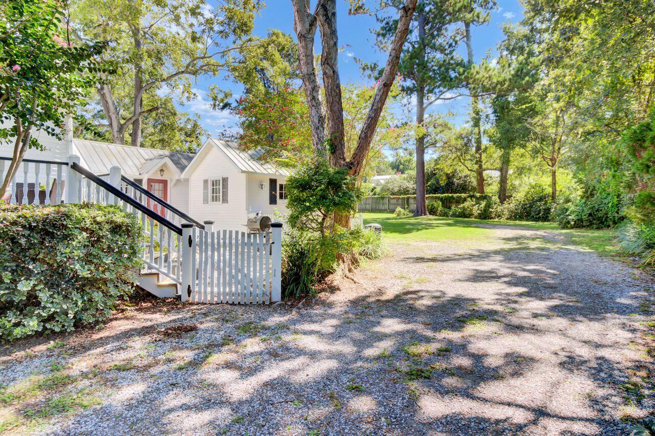 Summerville, South Carolina, 29483, United States, 3 Bedrooms Bedrooms, ,2 BathroomsBathrooms,Residential,For Sale,1938734