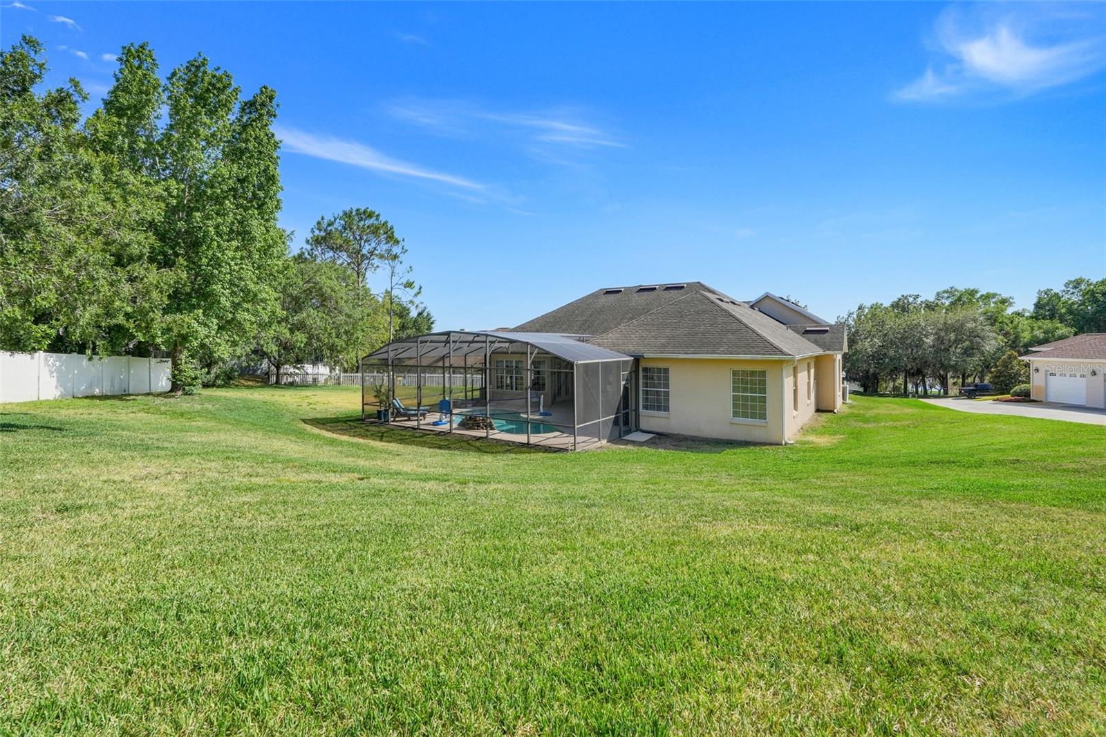 MINNEOLA, Florida, 34715, United States, 4 Bedrooms Bedrooms, ,4 BathroomsBathrooms,Residential,For Sale,1933322