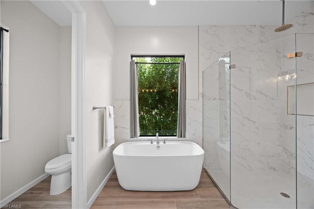 Bonita Springs, Florida, 34135, United States, 4 Bedrooms Bedrooms, ,2 BathroomsBathrooms,Residential,For Sale,1991686