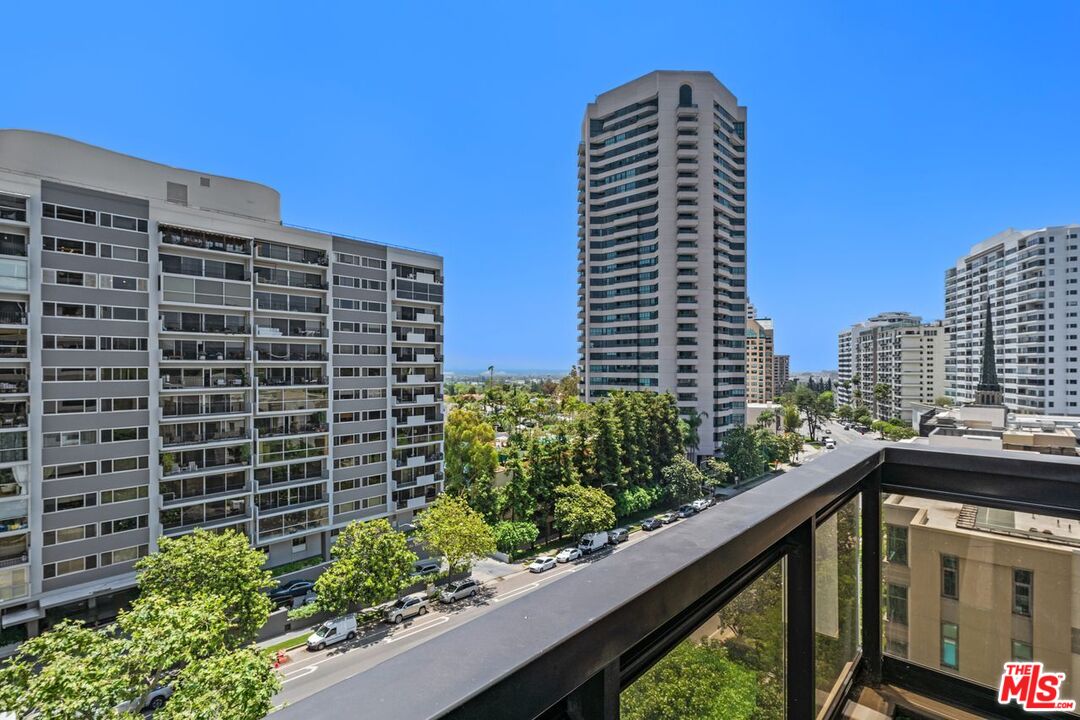 Los Angeles, California, 90024, United States, 2 Bedrooms Bedrooms, ,2 BathroomsBathrooms,Residential,For Sale,1901697