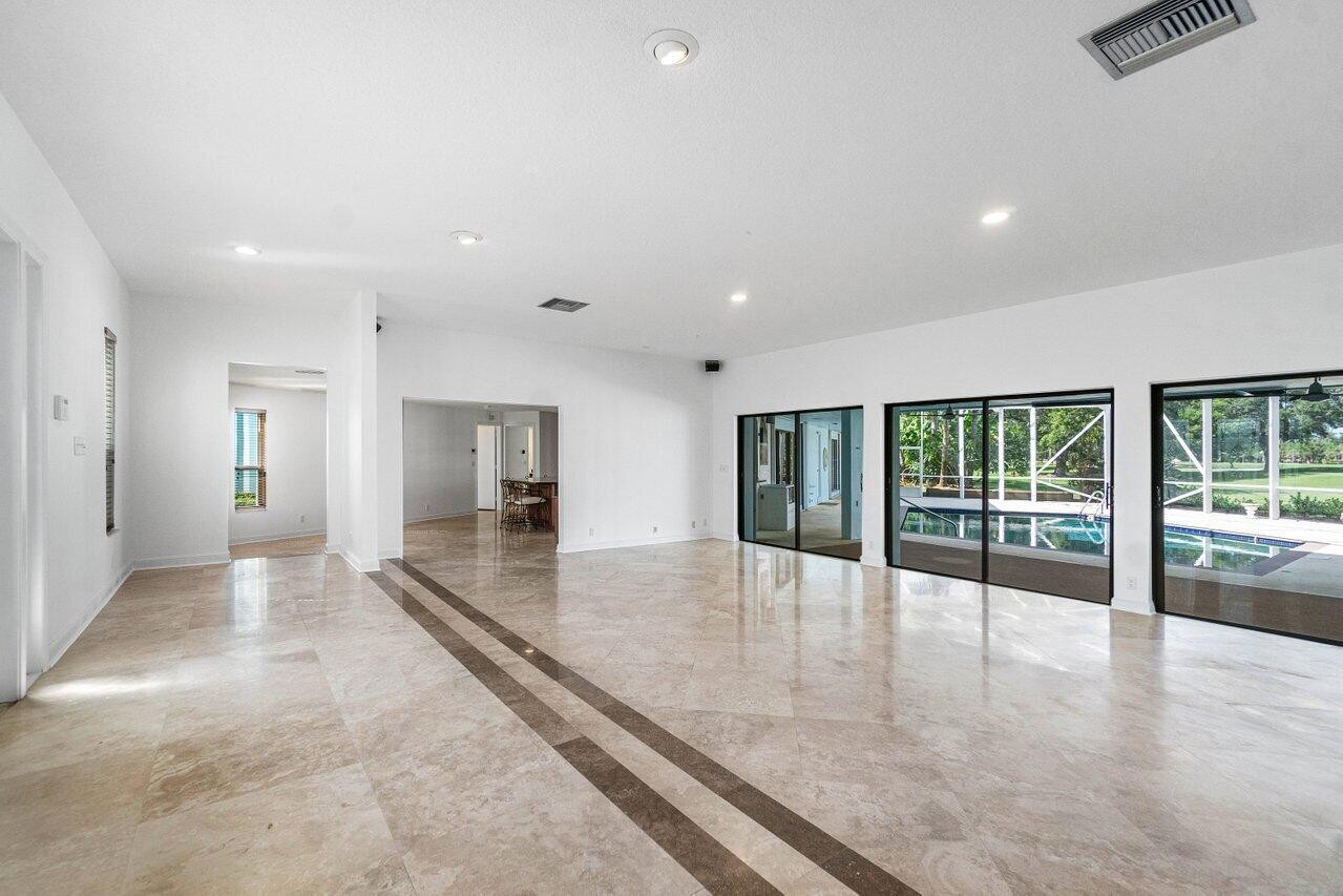 Atlantis, Florida, 33462, United States, 3 Bedrooms Bedrooms, ,3 BathroomsBathrooms,Residential,For Sale,1980286