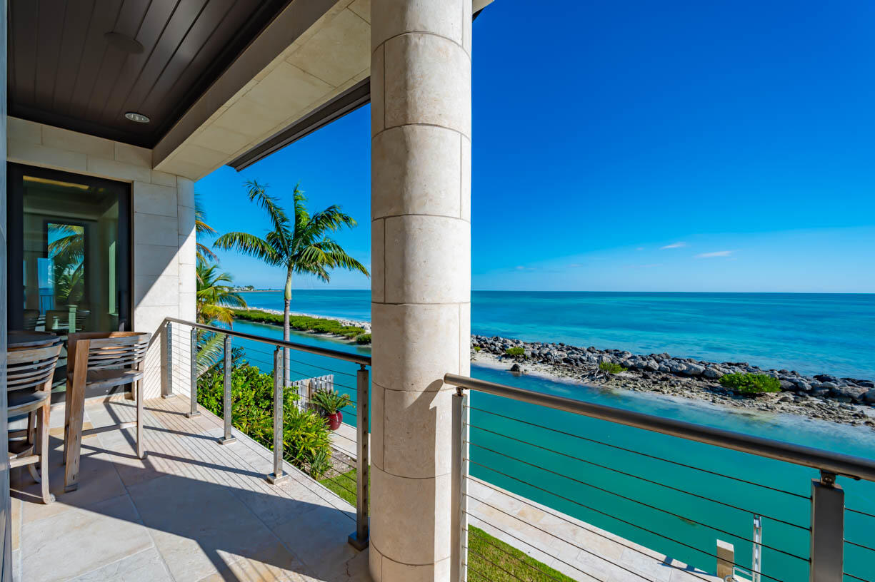 Duck, Florida, 33050, United States, 3 Bedrooms Bedrooms, ,4 BathroomsBathrooms,Residential,For Sale,1970637