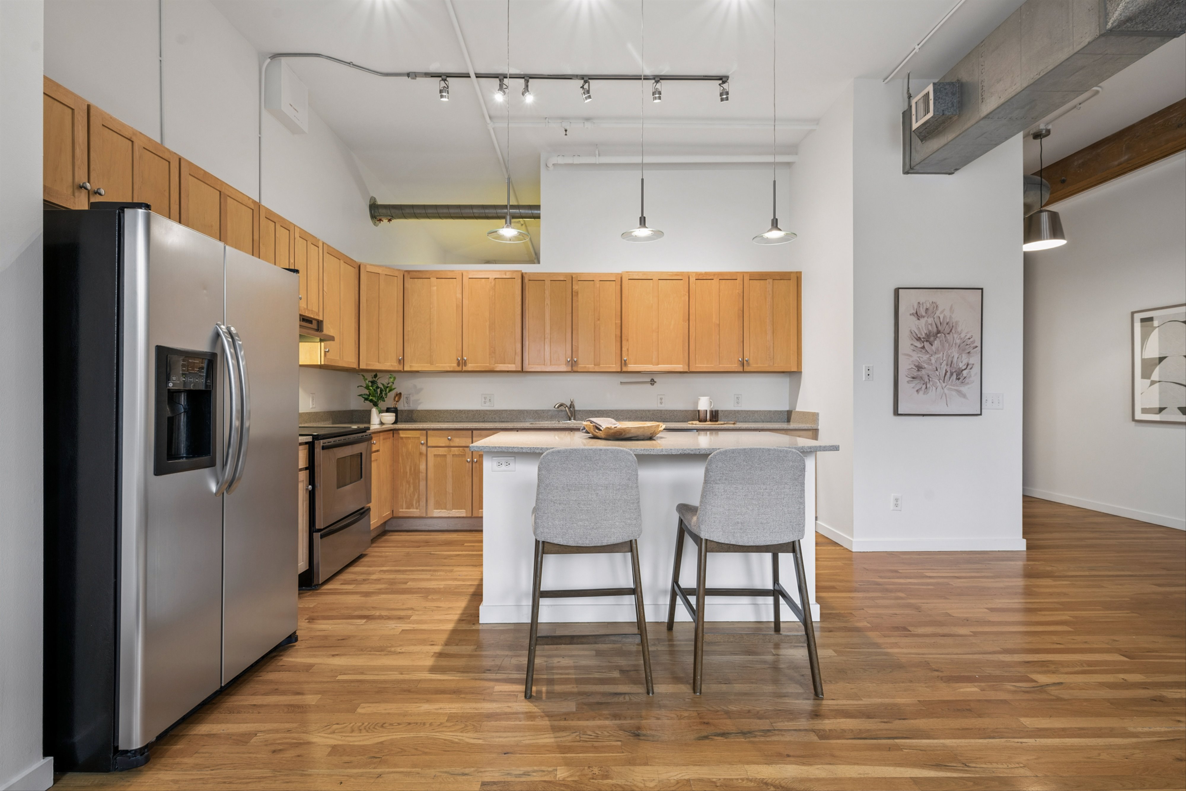  rare lodo loft gem – exposed brick, parking & walk to union  station - 物件實景
