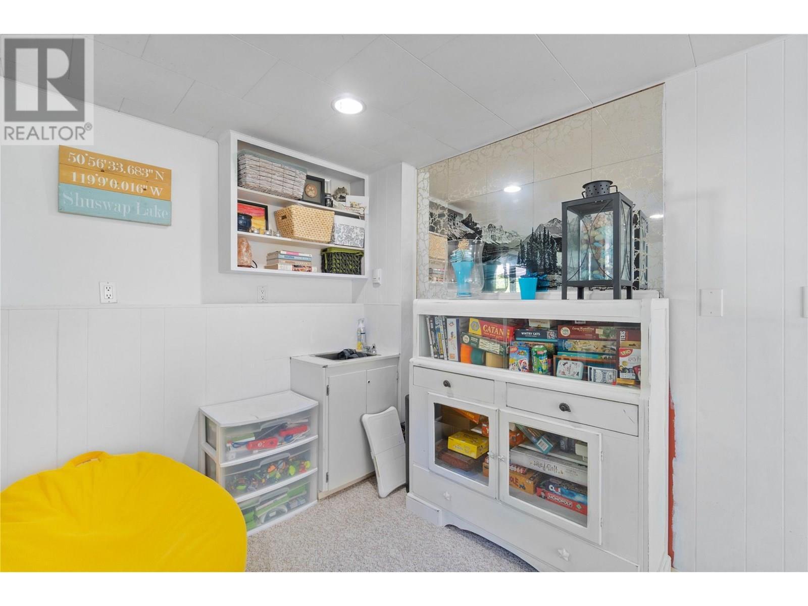 SORRENTO, British Columbia, V0E 2W0, CA, 4 Bedrooms Bedrooms, ,2 BathroomsBathrooms,Residential,For Sale,1837690