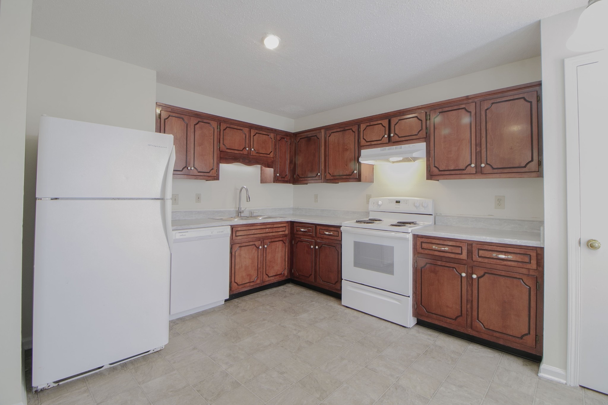 Clarksville, Tennessee, 37042, United States, ,Residential,For Sale,1943496