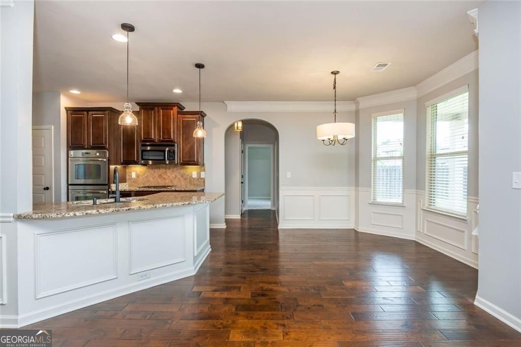 Cumming, Georgia, 30041, United States, 5 Bedrooms Bedrooms, ,3 BathroomsBathrooms,Residential,For Sale,2001024