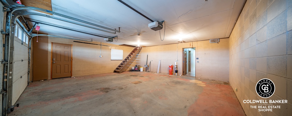 Garden City, Kansas, 67846, United States, 4 Bedrooms Bedrooms, ,Residential,For Sale,2003039