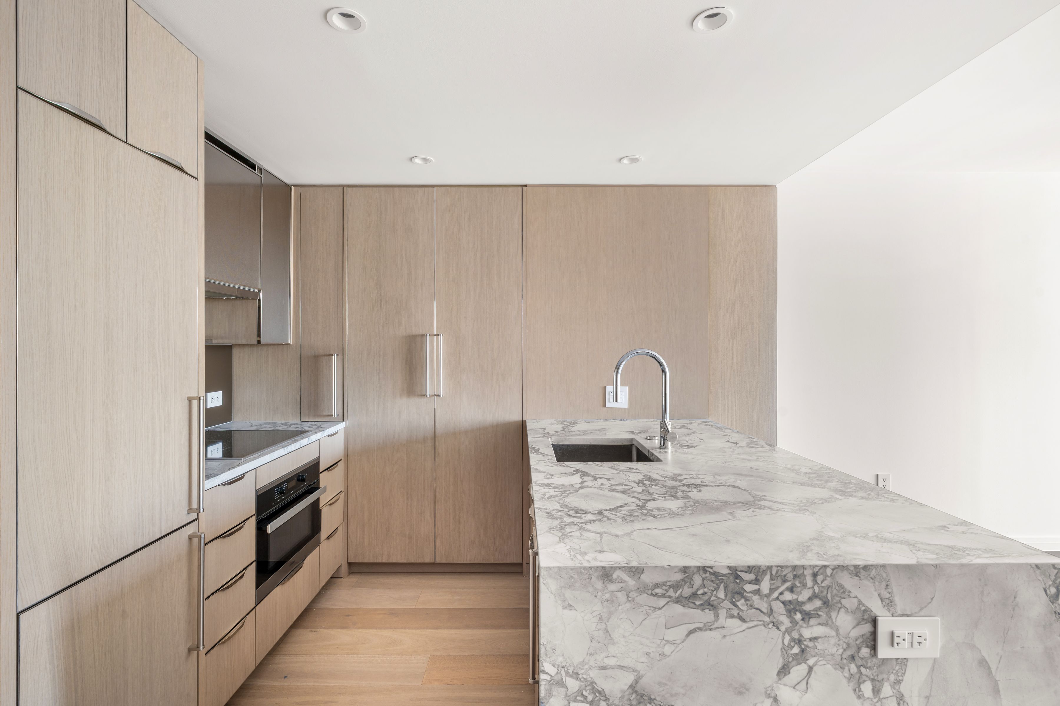  111 West 56th Street - 物件實景