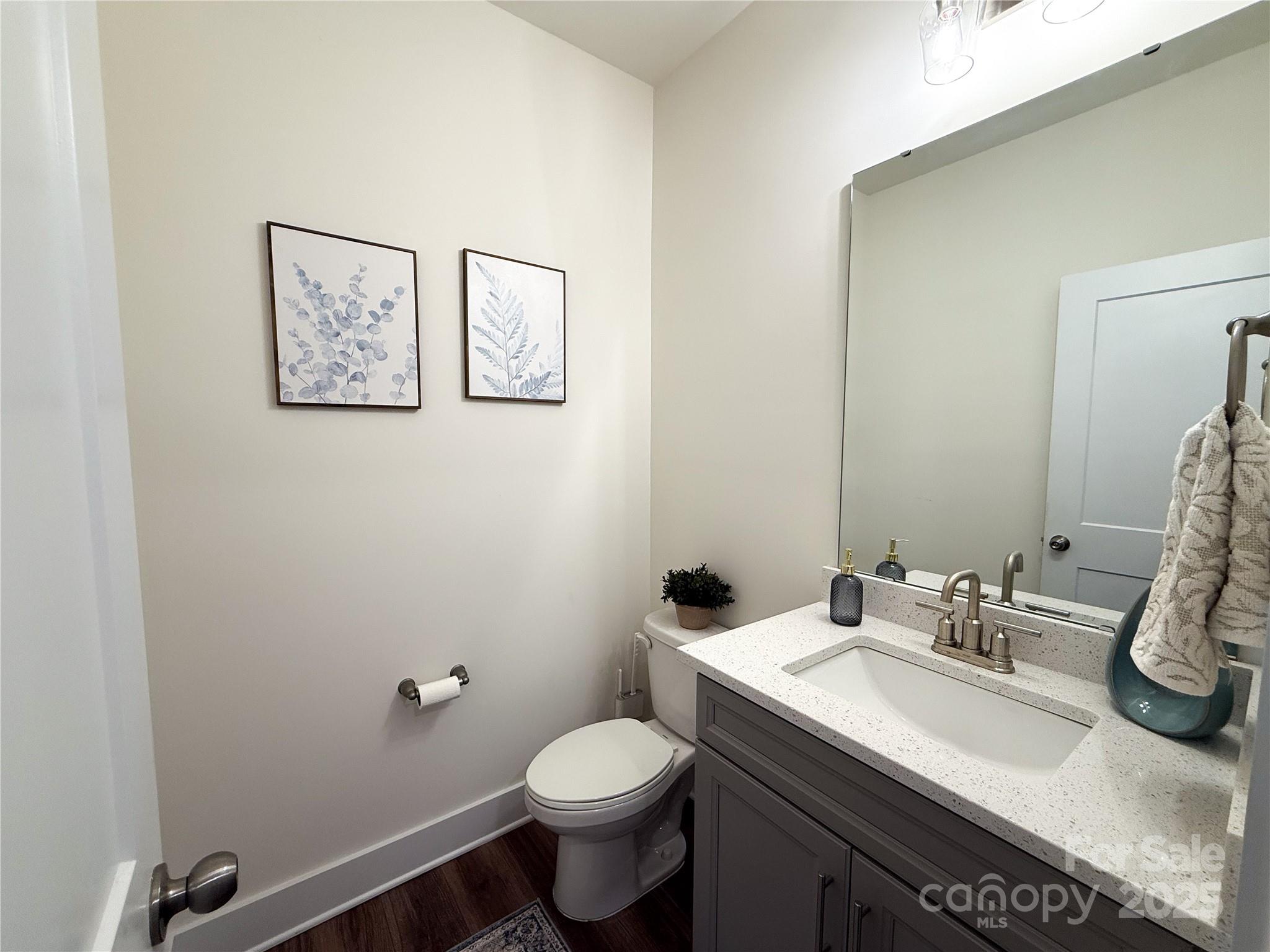 Huntersville, North Carolina, 28078, United States, 6 Bedrooms Bedrooms, ,5 BathroomsBathrooms,Residential,For Sale,1988370