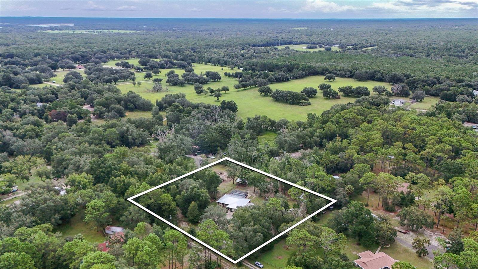 DUNNELLON, Florida, 34433, United States, 3 Bedrooms Bedrooms, ,2 BathroomsBathrooms,Residential,For Sale,1919933