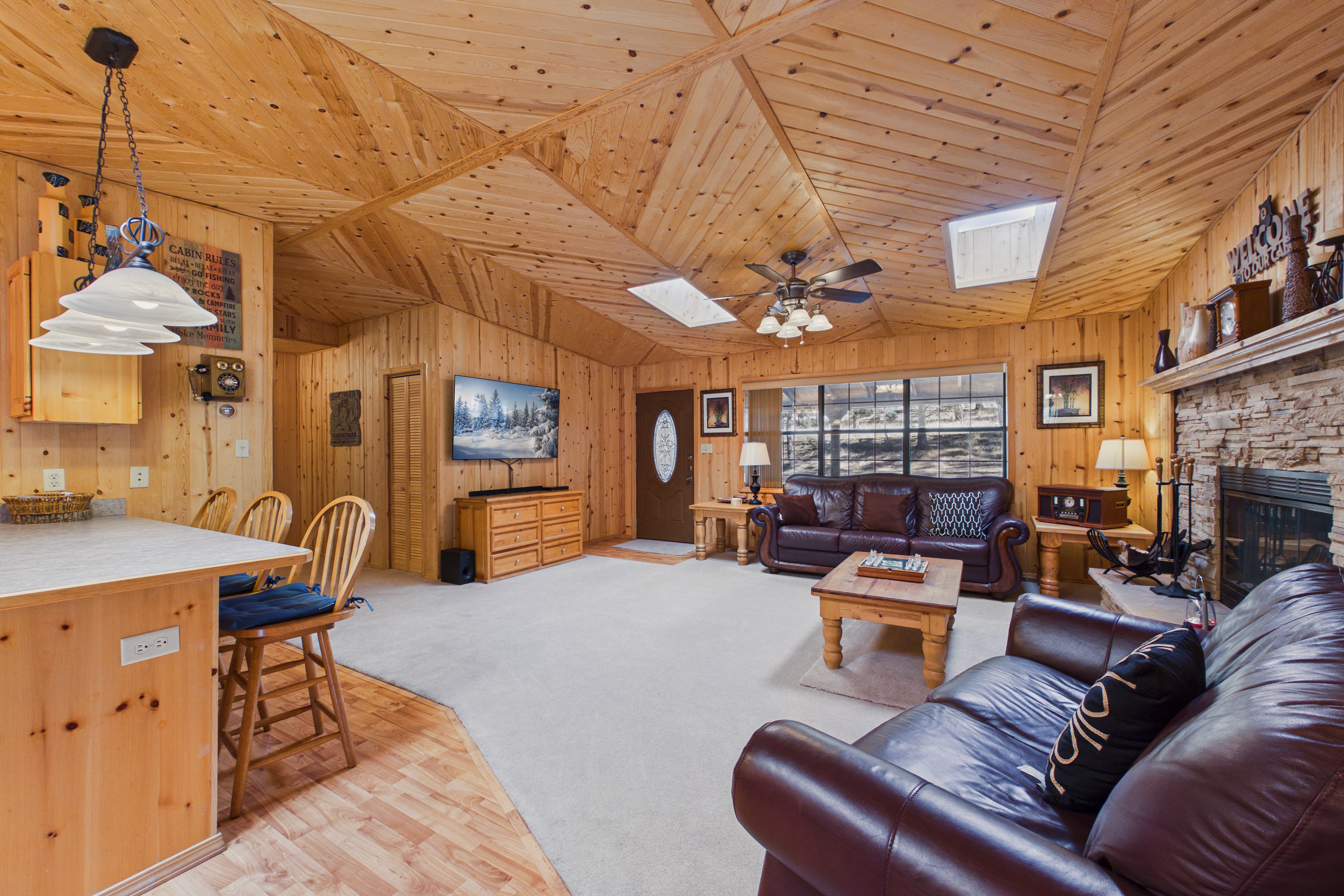 Alto, New Mexico, 88312, United States, 3 Bedrooms Bedrooms, ,2 BathroomsBathrooms,Residential,For Sale,2044418