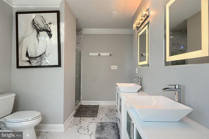 Baltimore, Maryland, 21230, United States, 5 Bedrooms Bedrooms, ,7 BathroomsBathrooms,Residential,For Sale,1920297