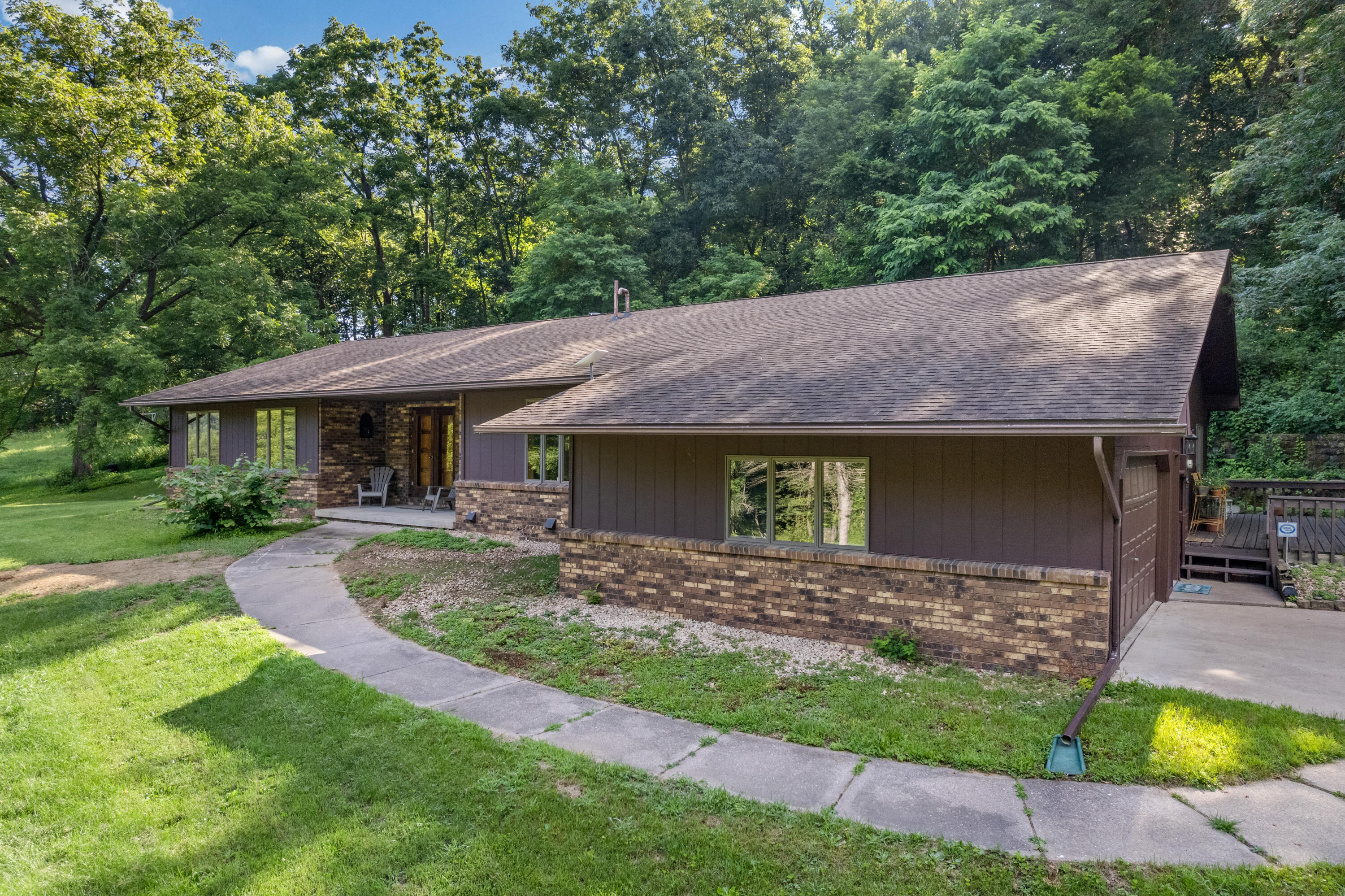 Homer, Minnesota, 55987, United States, 3 Bedrooms Bedrooms, ,3 BathroomsBathrooms,Residential,For Sale,1906704