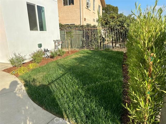 Los Angeles, California, 90001, United States, ,Residential,For Sale,1976329