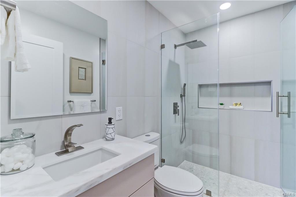 Laguna Woods, California, 92637, United States, 3 Bedrooms Bedrooms, ,1 BathroomBathrooms,Residential,For Sale,1987087