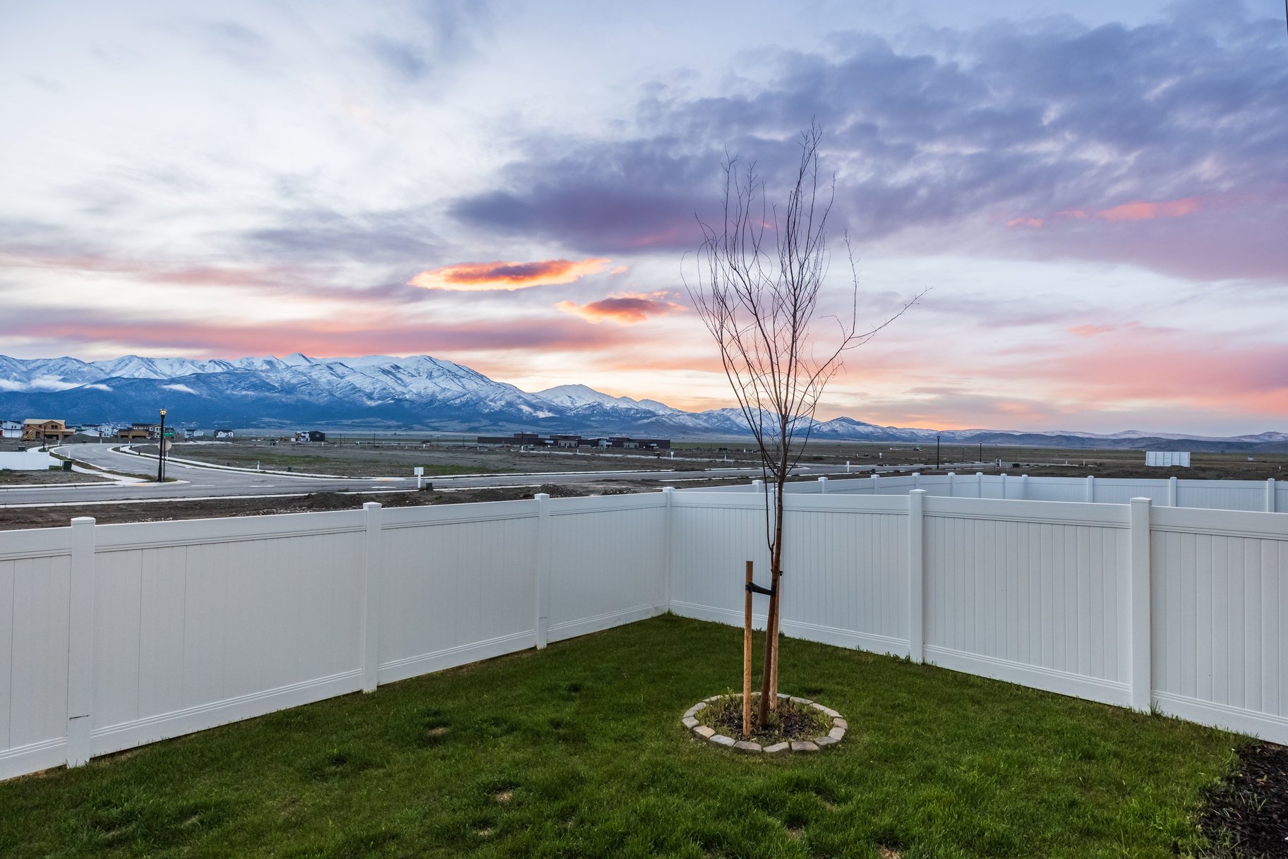 Better Than New Construction in Eagle Mountain, 2-Story with Finished Basement - 物件實景
