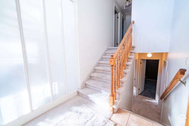 Cottonwood Heights, Utah, 84121, United States, 4 Bedrooms Bedrooms, ,1 BathroomBathrooms,Residential,For Sale,1975513