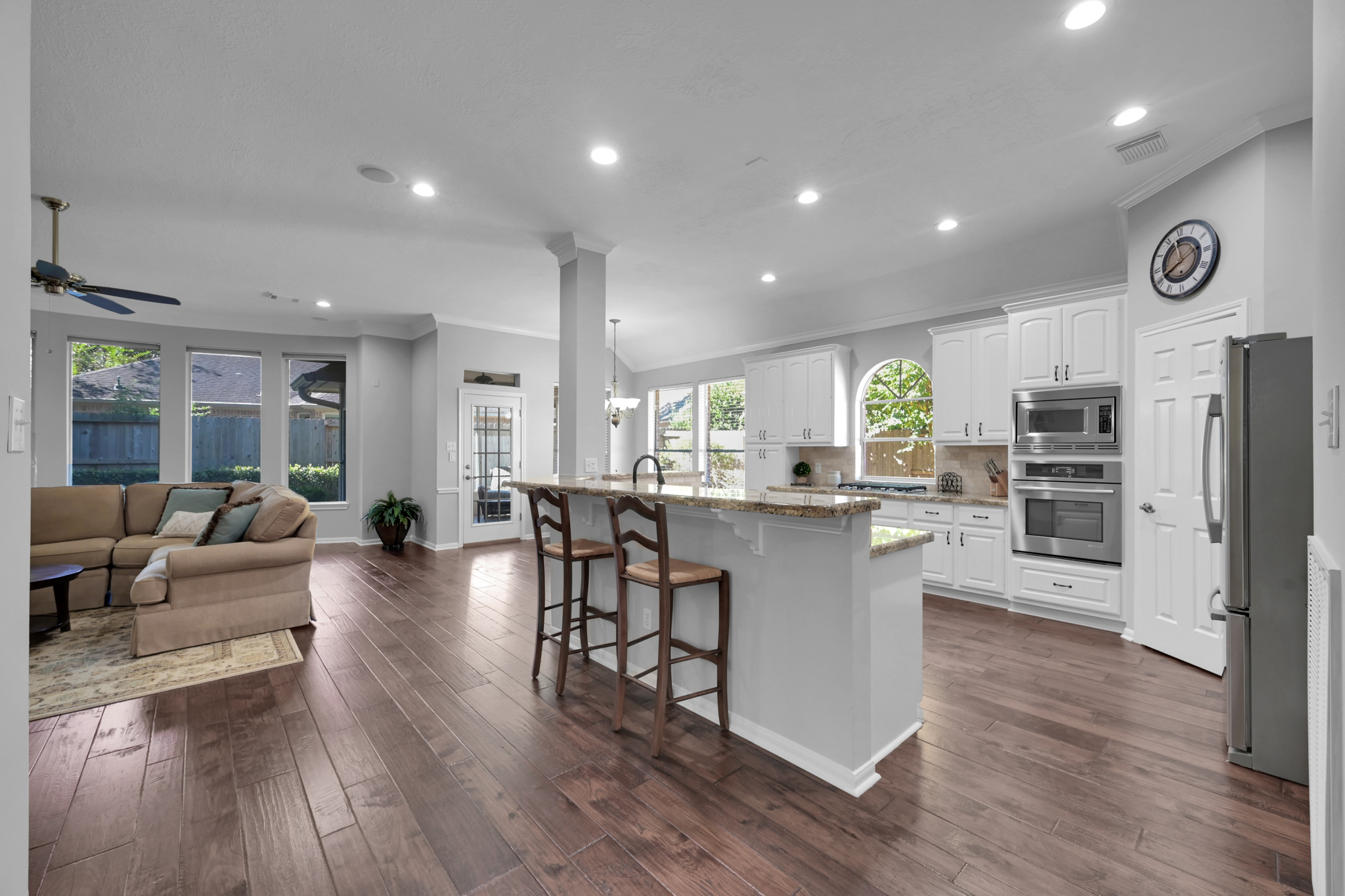 The Woodlands, Texas, 77381, United States, 3 Bedrooms Bedrooms, ,3 BathroomsBathrooms,Residential,For Sale,1987083