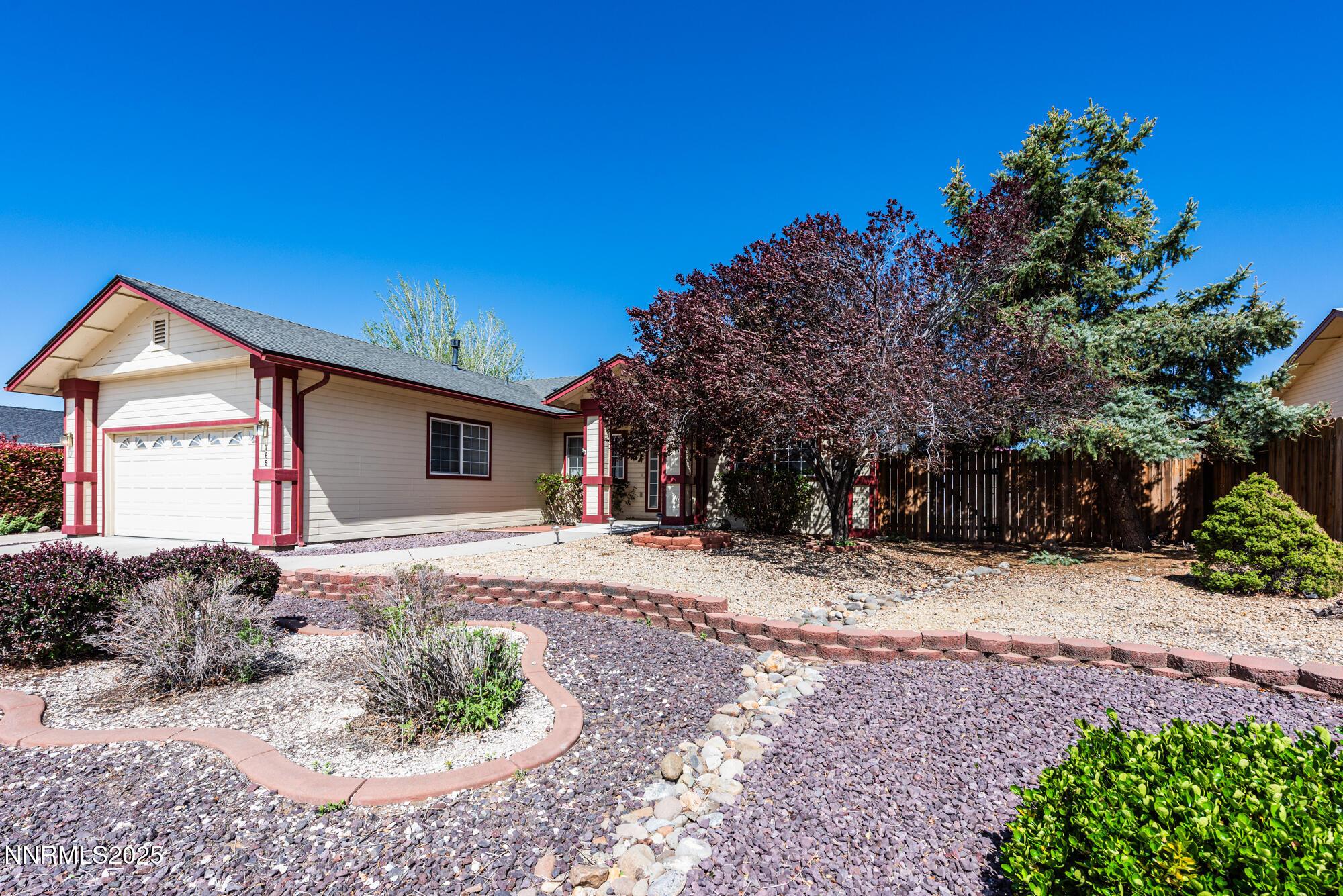 Gardnerville, Nevada, 89460, United States, 3 Bedrooms Bedrooms, ,2 BathroomsBathrooms,Residential,For Sale,1959065