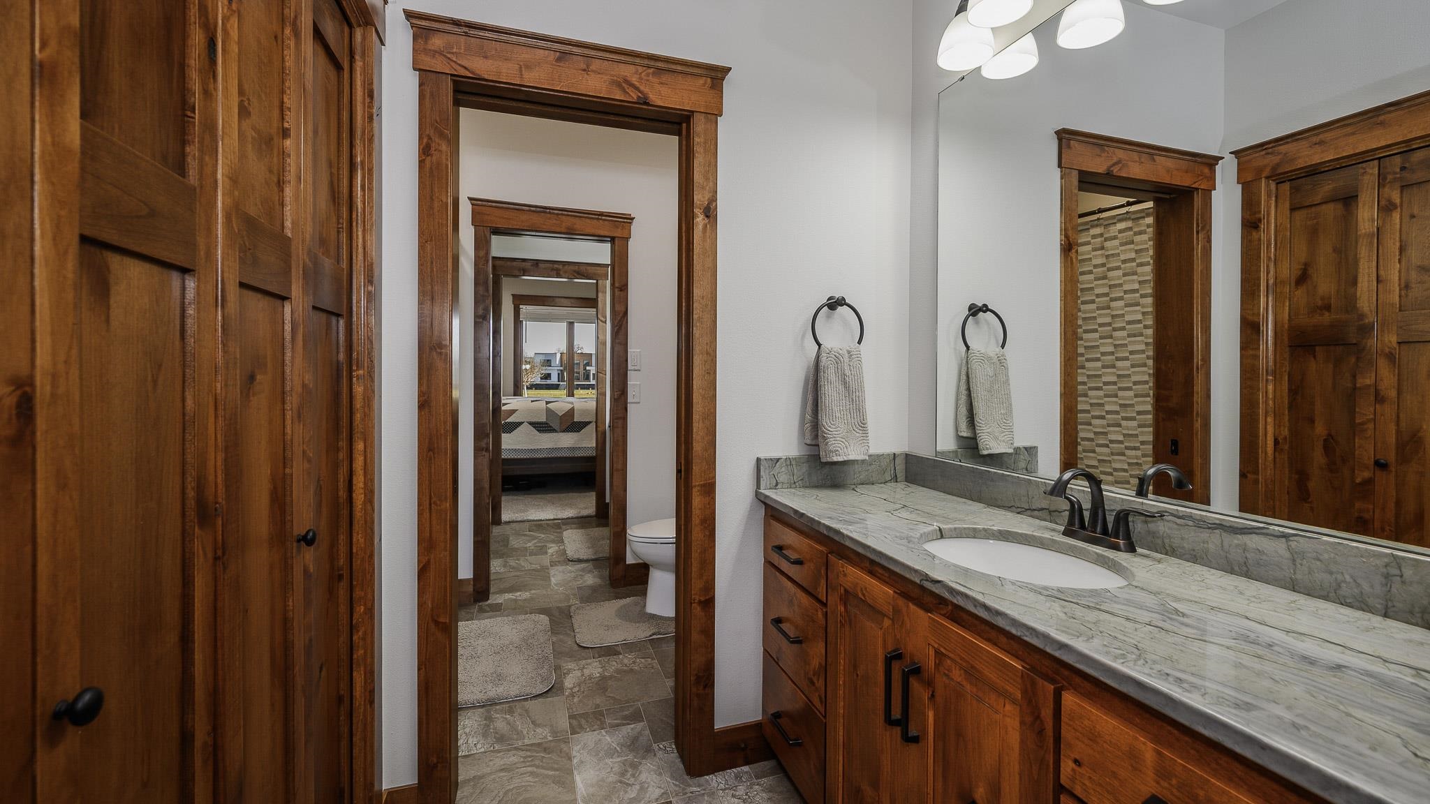 Bismarck, North Dakota, 58503, United States, 3 Bedrooms Bedrooms, ,2 BathroomsBathrooms,Residential,For Sale,1995380