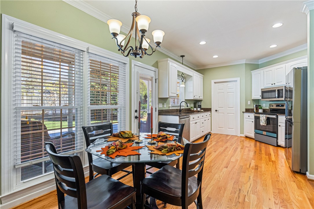 Easley, South Carolina, 29642, United States, 4 Bedrooms Bedrooms, ,3 BathroomsBathrooms,Residential,For Sale,1998365