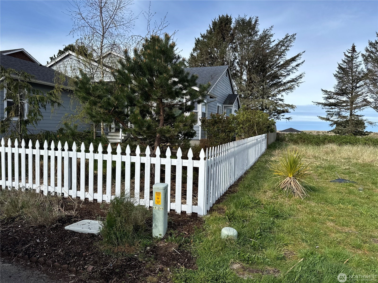 Long Beach, Washington, 98631, United States, 3 Bedrooms Bedrooms, ,2 BathroomsBathrooms,Residential,For Sale,1895276