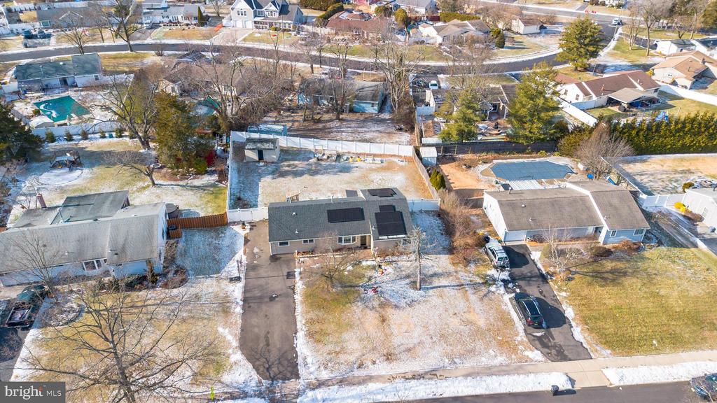 Kendall Park, New Jersey, 08824, United States, 3 Bedrooms Bedrooms, ,2 BathroomsBathrooms,Residential,For Sale,2005675