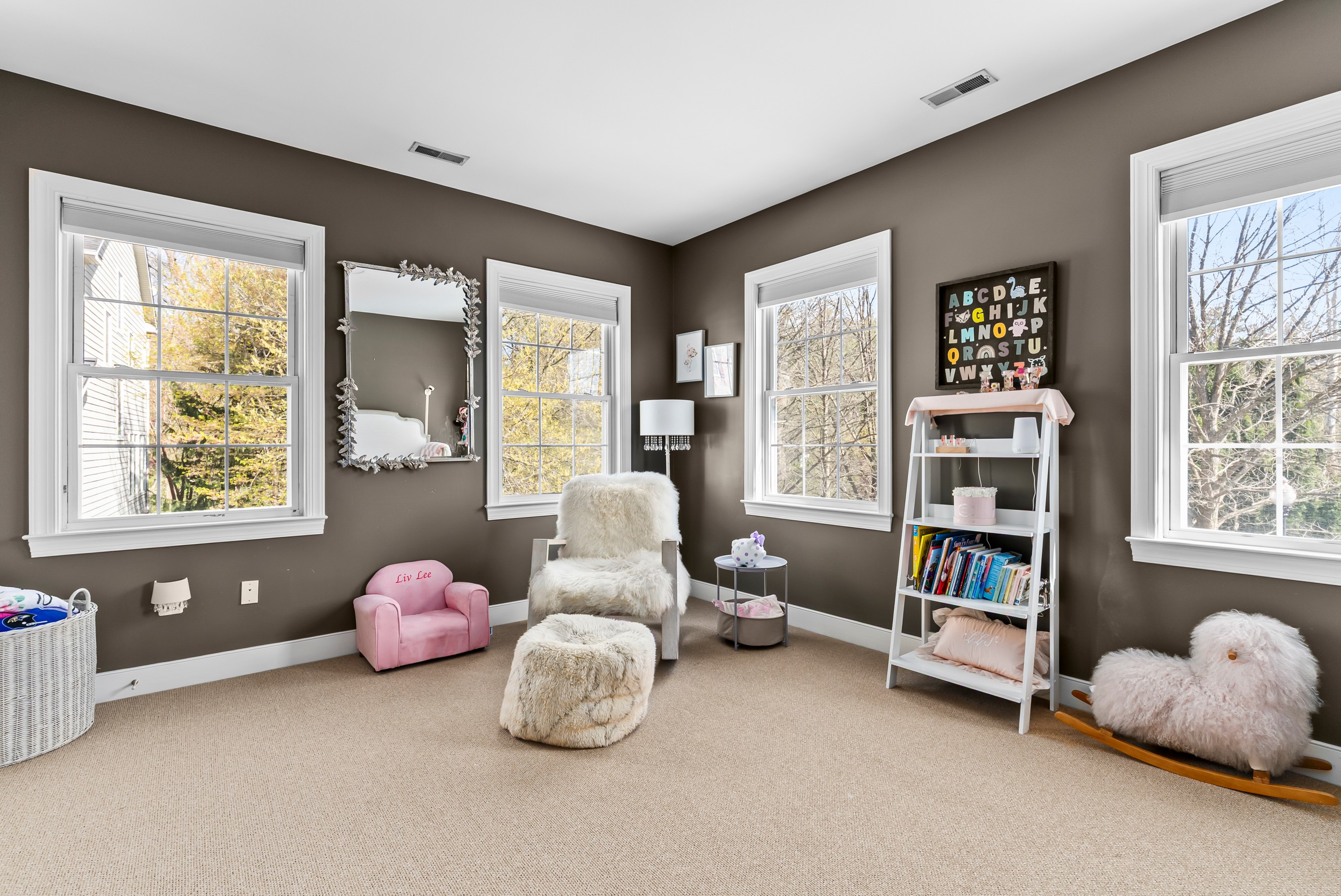  ROLAND PARK - 物件實景