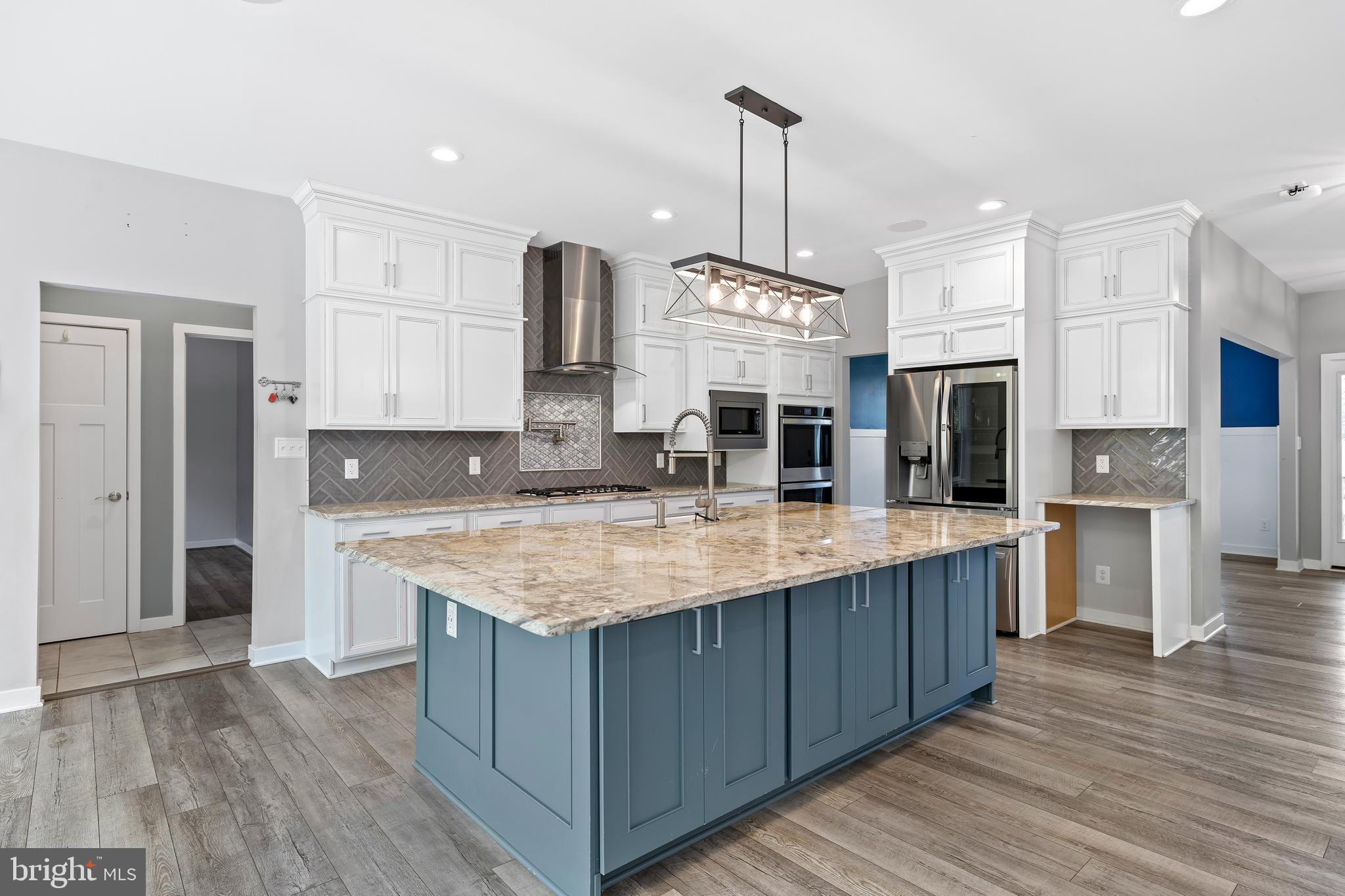 Fredericksburg, Virginia, 22407, United States, 6 Bedrooms Bedrooms, ,5 BathroomsBathrooms,Residential,For Sale,1914658
