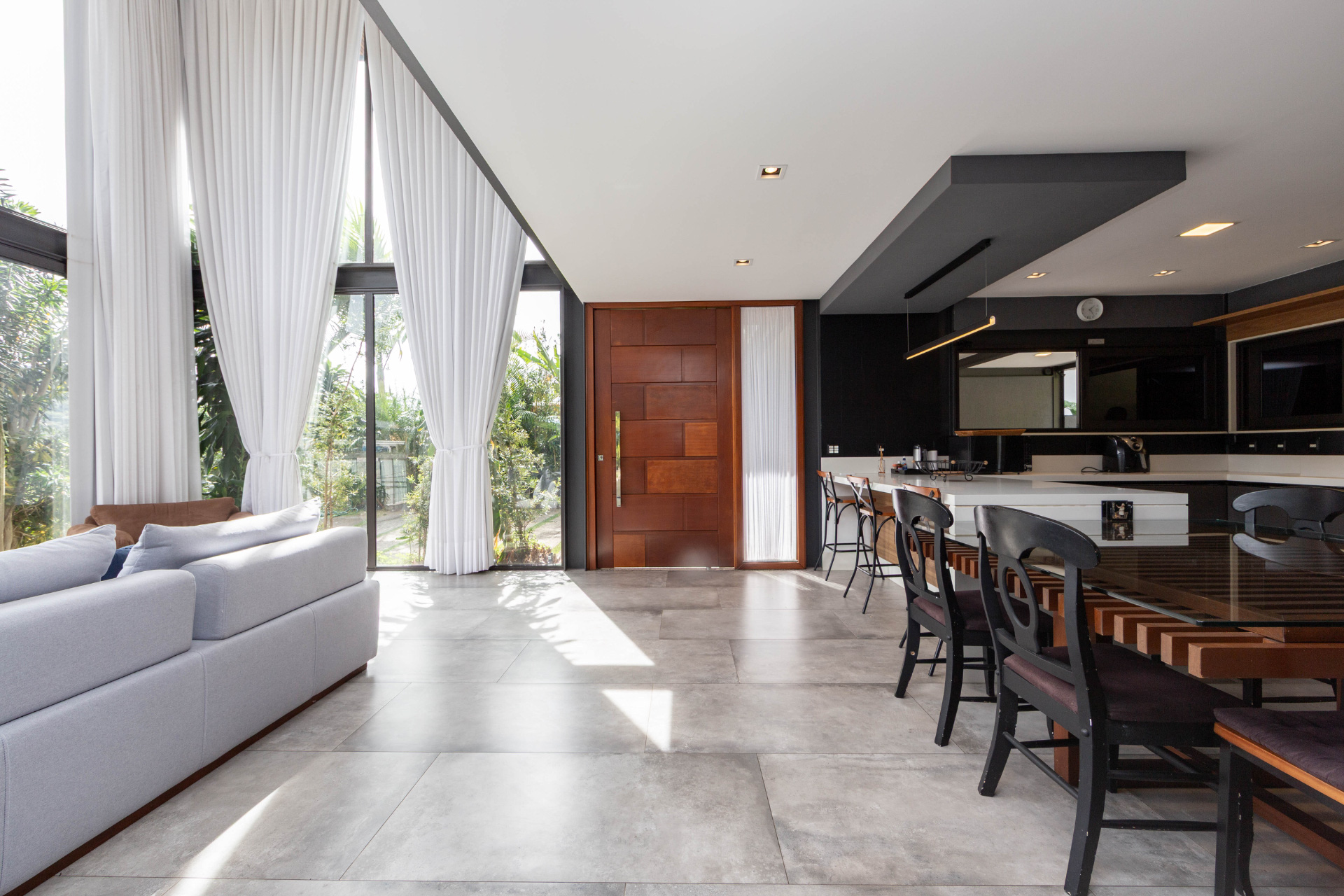  Single-story residence with four suites in a high-standard condominium - 物件實景