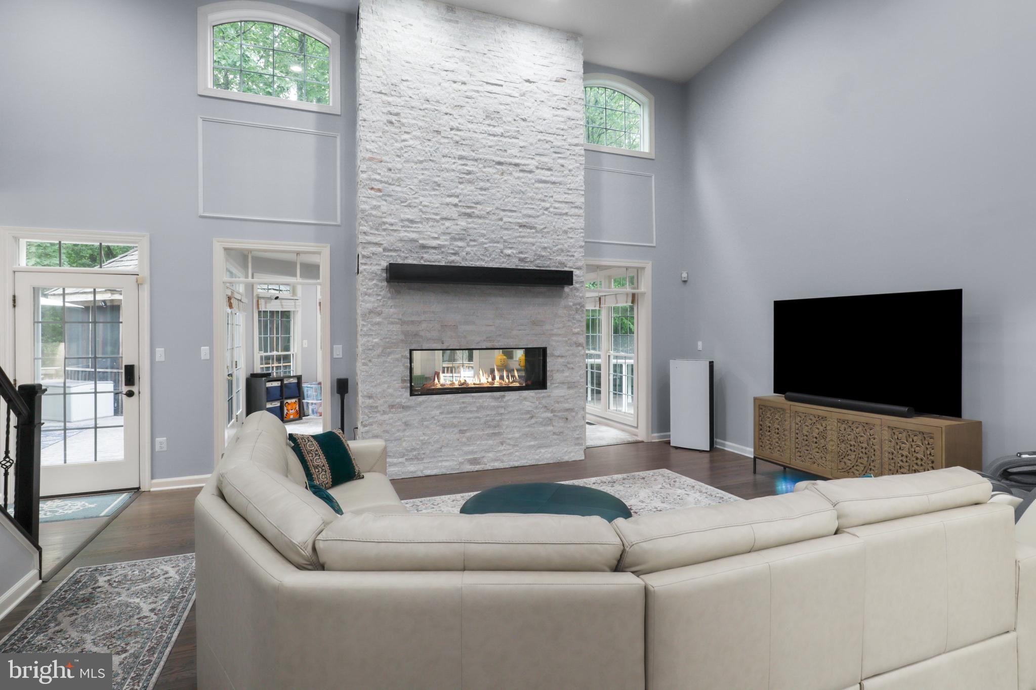 Fairfax Station, Virginia, 22039, United States, 5 Bedrooms Bedrooms, ,6 BathroomsBathrooms,Residential,For Sale,1981380