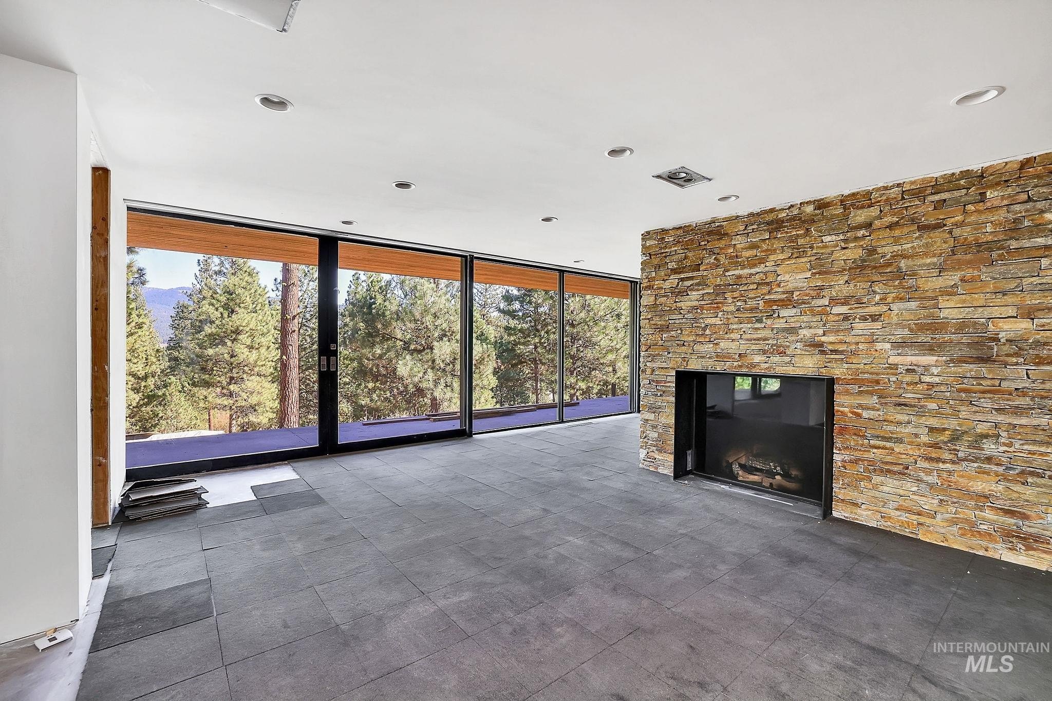 New Meadows, Idaho, 83654, United States, 4 Bedrooms Bedrooms, ,4 BathroomsBathrooms,Residential,For Sale,1980814