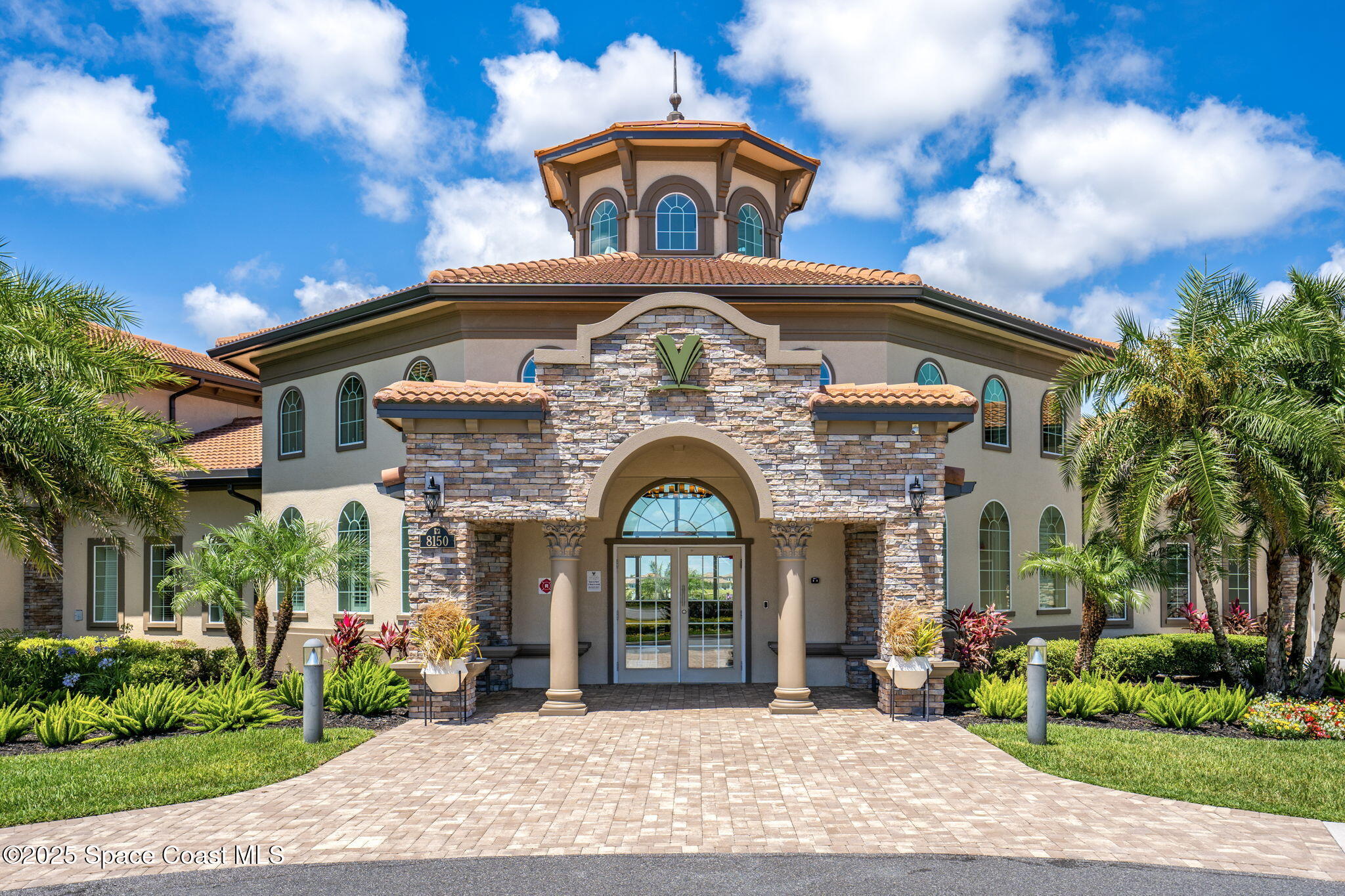 Melbourne, Florida, 32940, United States, 5 Bedrooms Bedrooms, ,6 BathroomsBathrooms,Residential,For Sale,2003365